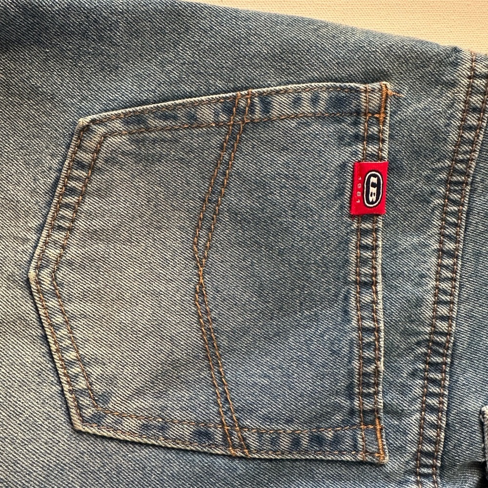 Vintage Union Bay Utility Denim Shorts With Rolled Hem And Adjustable Strap - Picture 8 of 11